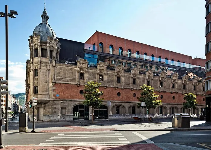 Espacioso Y Acogedor Junto Centro Azkuna Apartman