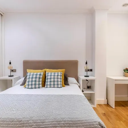 Espacioso Y Acogedor Junto Centro Azkuna Apartment Bilbao
