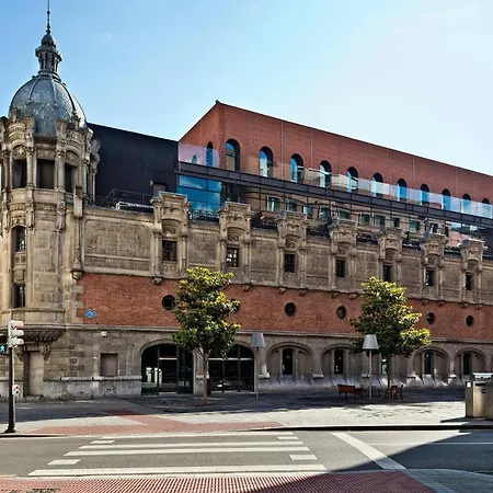 Espacioso Y Acogedor Junto Centro Azkuna Apartamento