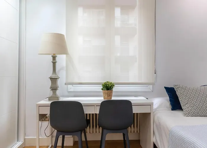 Apartamento Espacioso Y Acogedor Junto Centro Azkuna Bilbau