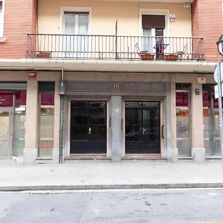 Espacioso Y Acogedor Junto Centro Azkuna *